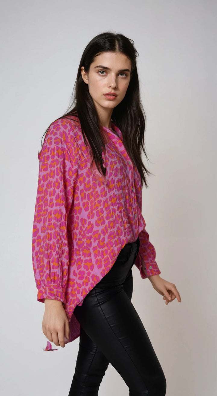 Oversize Bluse Wild Rose–Pink trifft Power