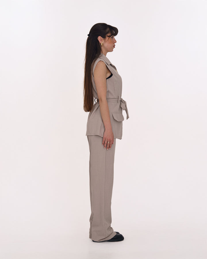 Ärmelloser Zweiteiler Damen – Elegantes Set mit Taillengürtel in Grau
