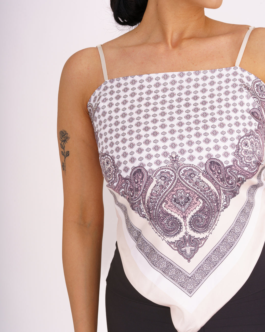 Paisley Scarf Top – Stilvoller Boho-Look für den Sommer